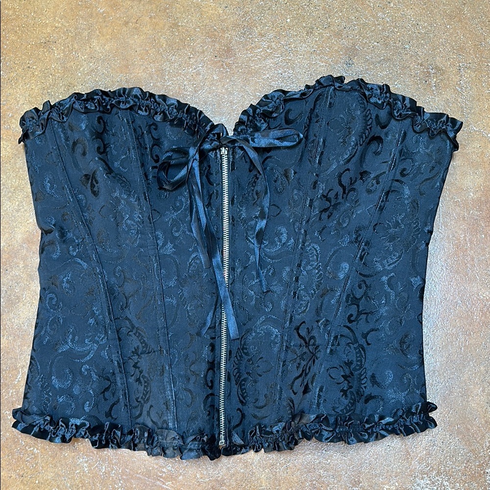 Adore Me Black Bra with Floral Brocade and Ruffle Trim Corset. XL